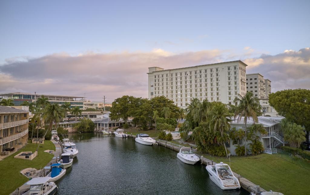 Thesis Hotel Miami Coral Gables, Curio Collection by Hilton photo 1