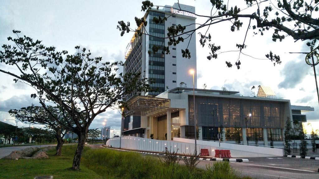 UCSI HOTEL KUCHING photo 2
