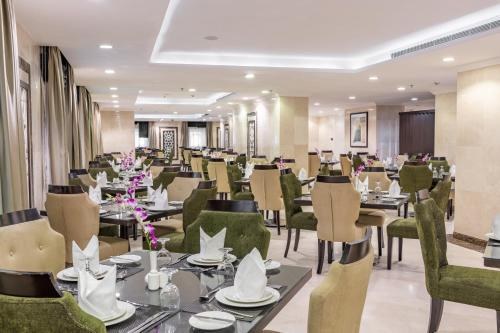 Taiba Front Hotel photo 4