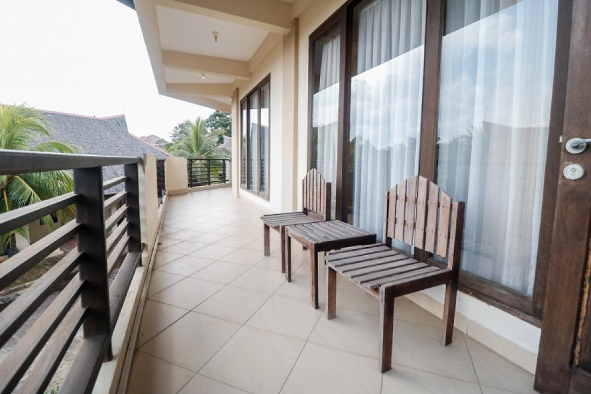 REDDOORZ PREMIUM @ BUKIT DAMAI INDAH photo 4