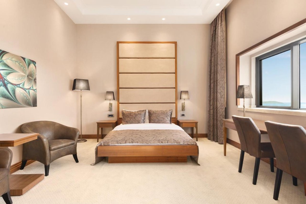Days Hotel by Wyndham Istanbul Maltepe photo 2