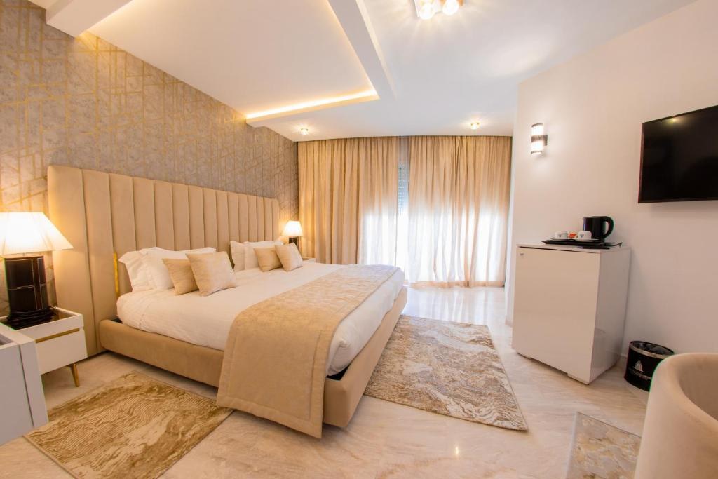 THE PENTHOUSE SUITES HOTEL photo 1