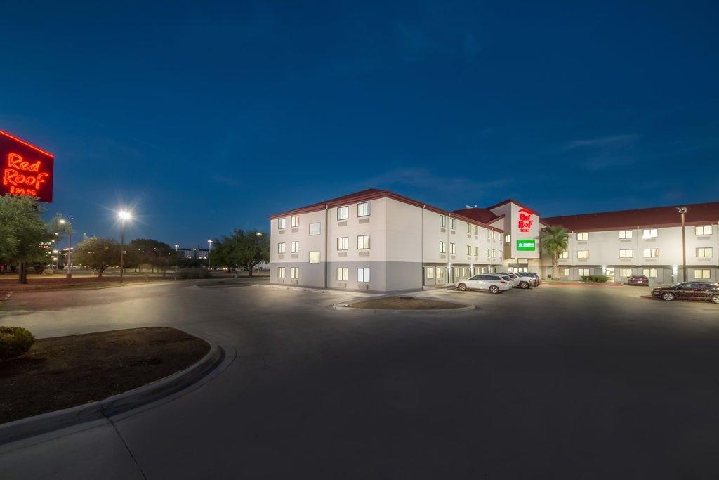 HomeTowne Studios San Antonio - Seaworld/Northwest photo 4