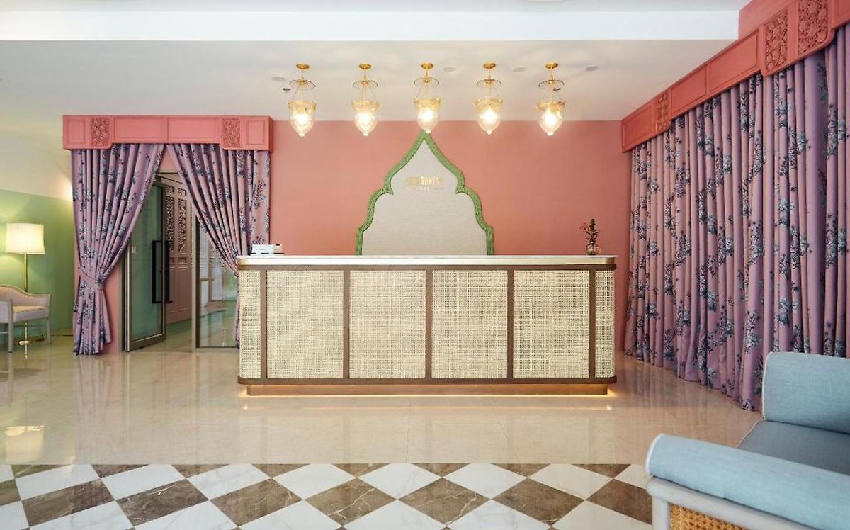 56 Surawong Hotel photo 1