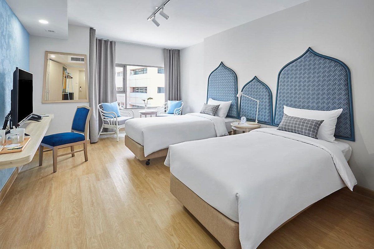 56 Surawong Hotel photo 4