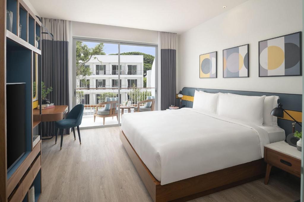Avani Chaweng Hotel and Beach Club photo 1