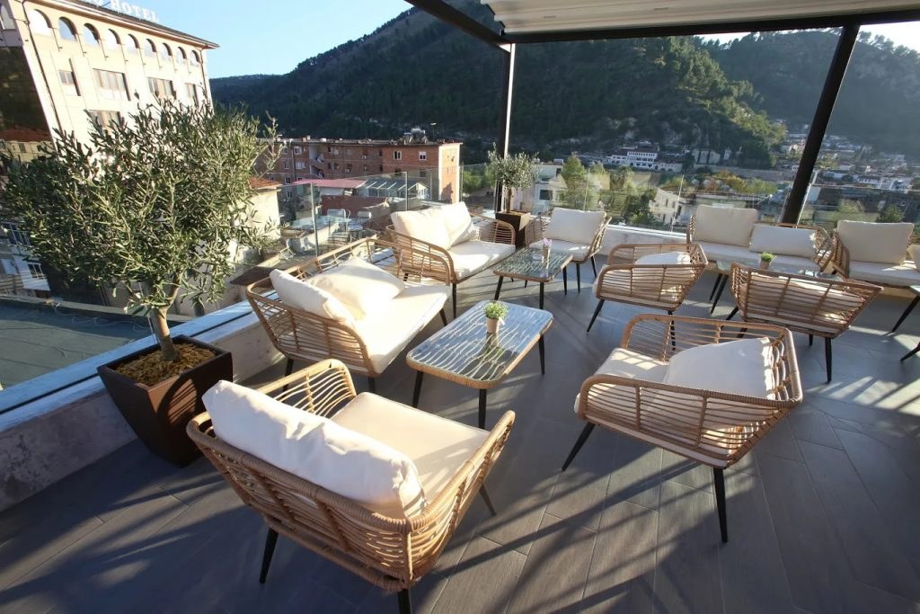 PORTIK HOTEL BERAT photo 2