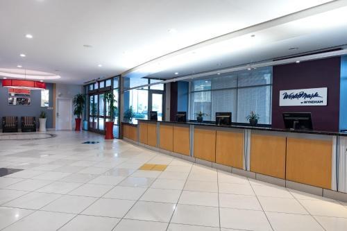Worldmark Anaheim photo 2