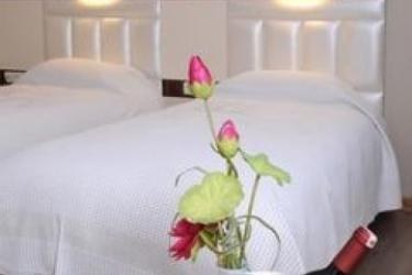 THE CITY PORT HOTEL