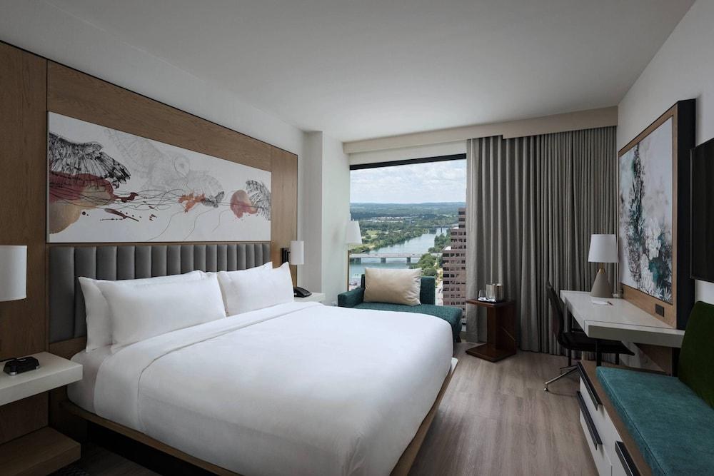 AUSTIN MARRIOTT DOWNTOWN photo 2