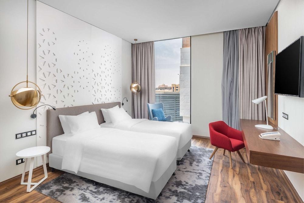 Radisson Blu Hotel Riyadh Qurtuba photo 2