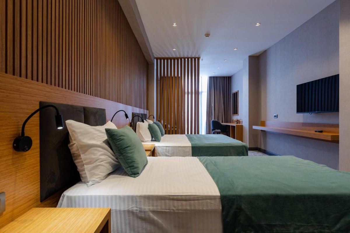 MONARCH HOTEL photo 4