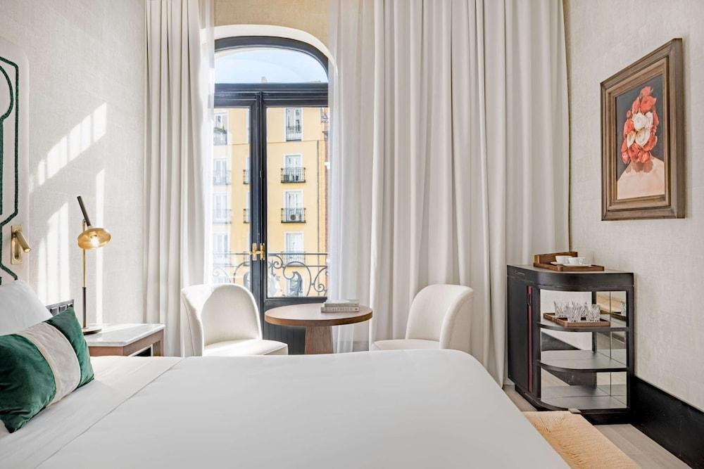 Hotel Montera Madrid, Curio Collection By Hilton photo 2