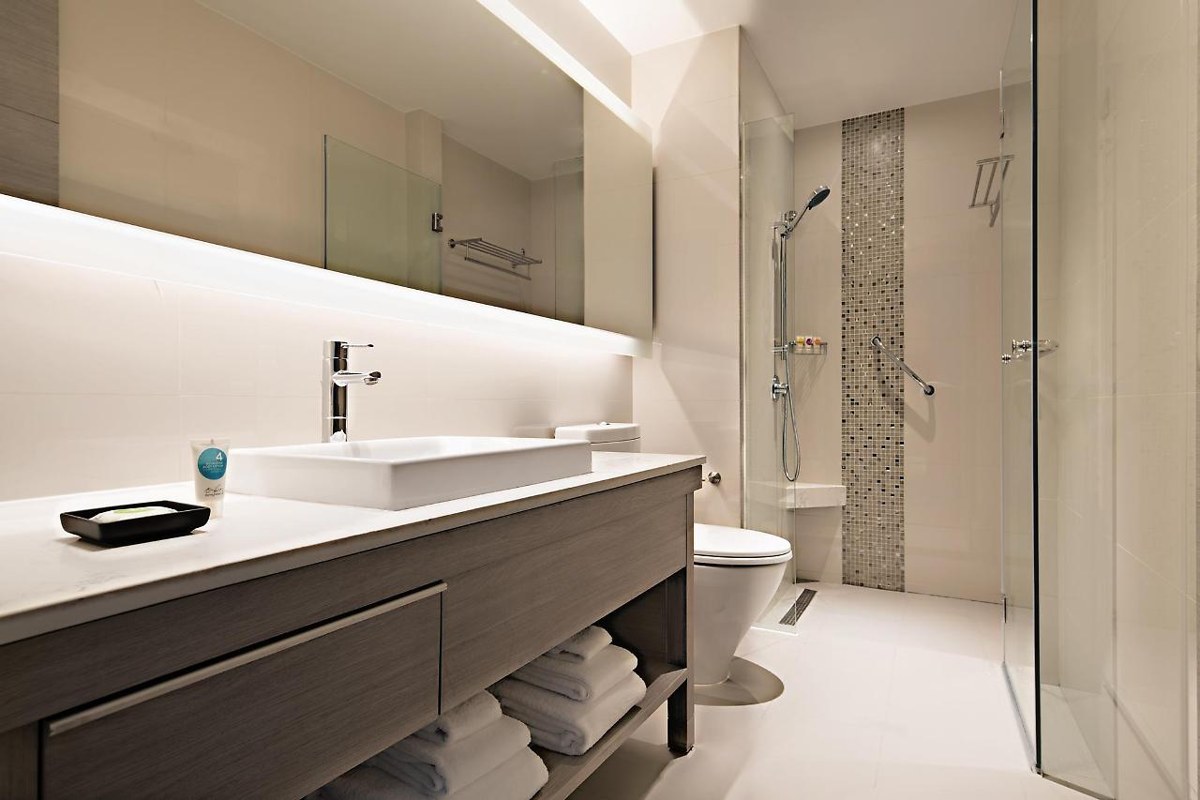 Hyatt Place Bangkok Sukhumvit 24 photo 2