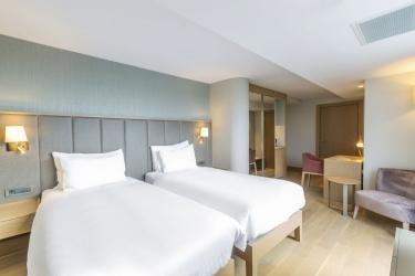 RADISSON HOTEL ISTANBUL HARBIYE photo 1