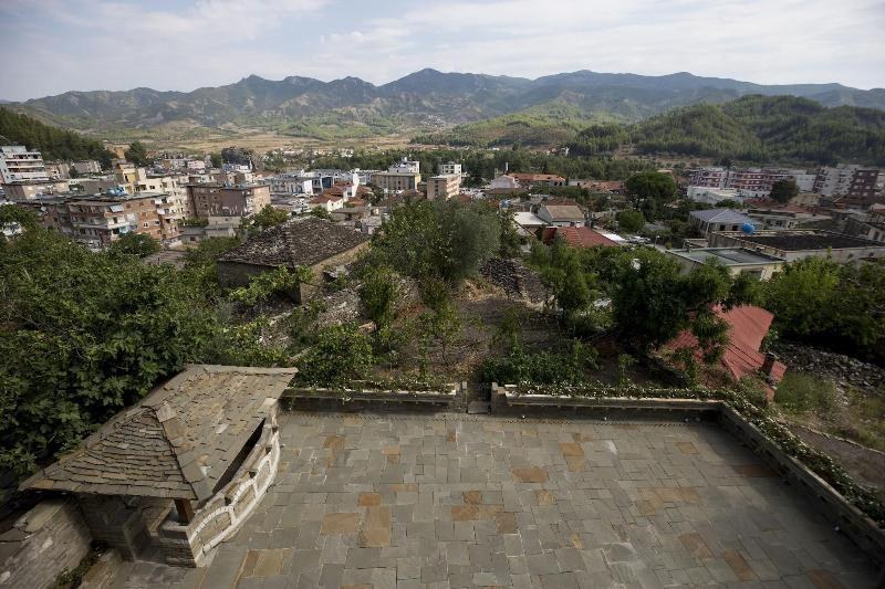 Villa Permet photo 1