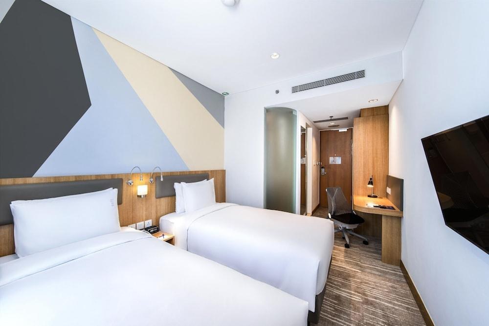 Holiday Inn Express Jakarta Matraman by IHG