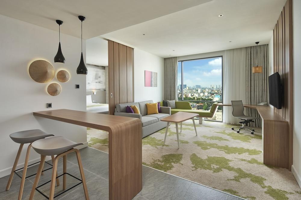Holiday Inn & Suites Saigon Airport by IHG photo 4