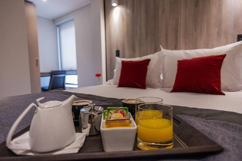 Hotel H9 photo 2