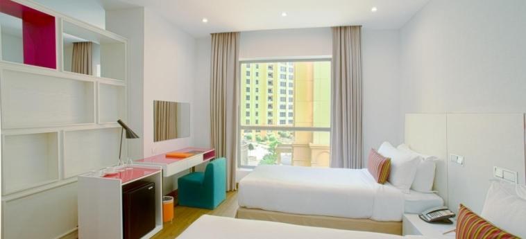 RAMADA HOTEL AND SUITES BY WYNDHAM DUBAI JBR photo 4