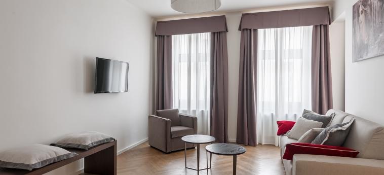 H7 PALACE APARTHOTEL photo 1
