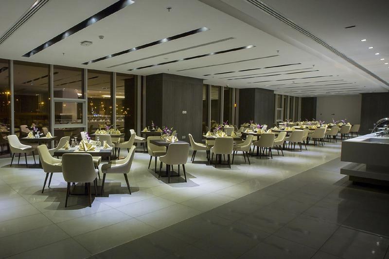 Executives Hotel KAFD