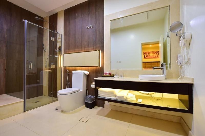 Olian Hotel photo 4