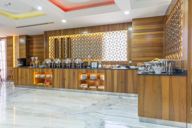 Crown Rose Hotel photo 4