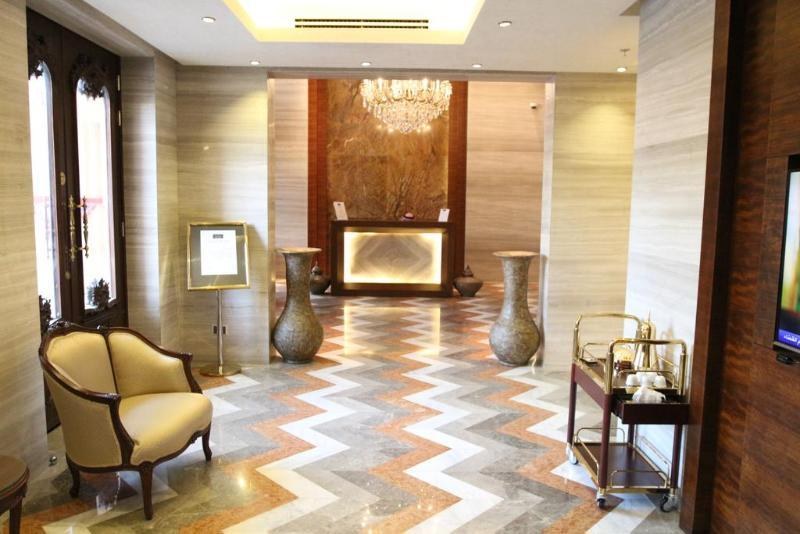 Palm Boutique Hotel photo 1