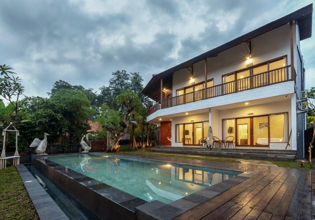 Utamas Keramas Villa photo 1