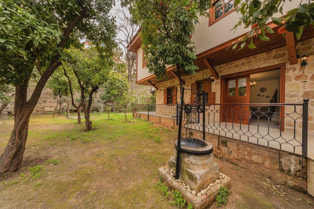 Zemira Garden Hotel