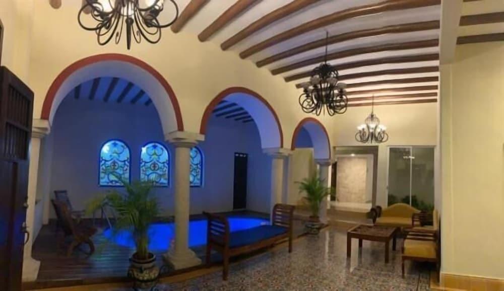 Hotel Catedral Valladolid photo 1