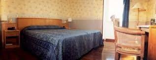 Summit Roma Hotel
