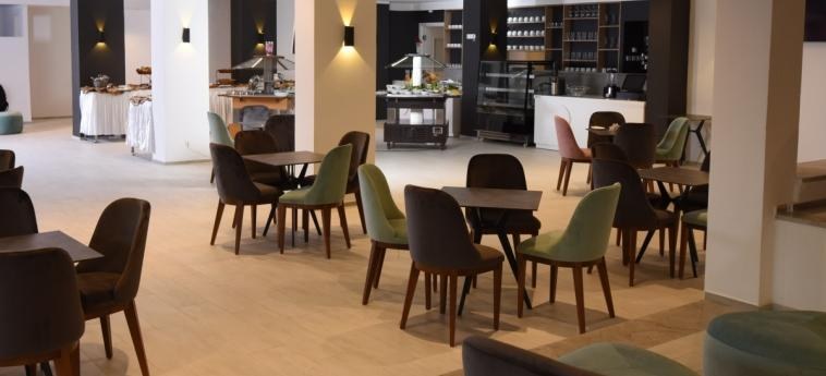 LESCURE HOTEL photo 2