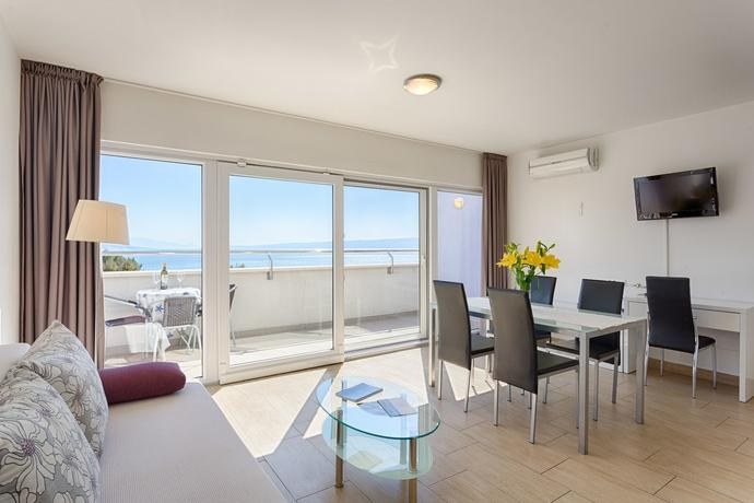 Adriatic Queen Rooms and Apartments
