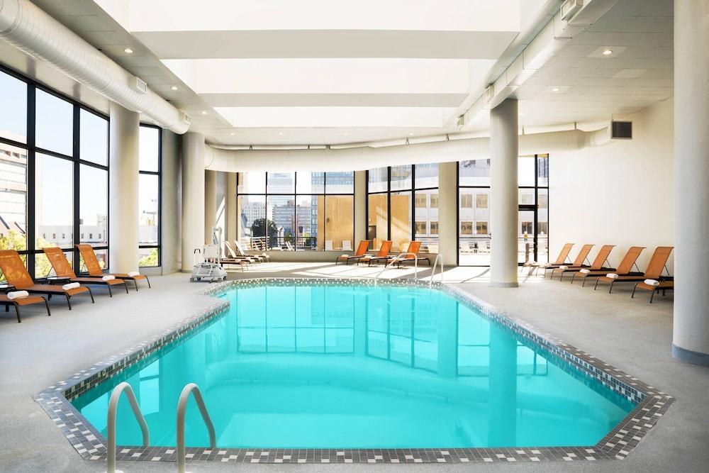 Sheraton Memphis Downtown Hotel photo 3