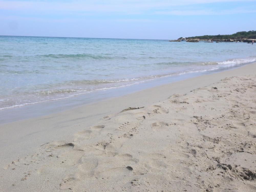 Baia Dei Turchi Resort - Adults Only photo 4