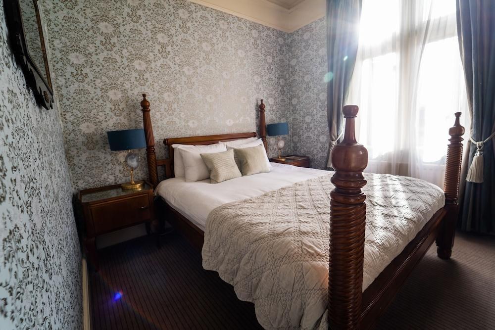 Brooks Guesthouse photo 4