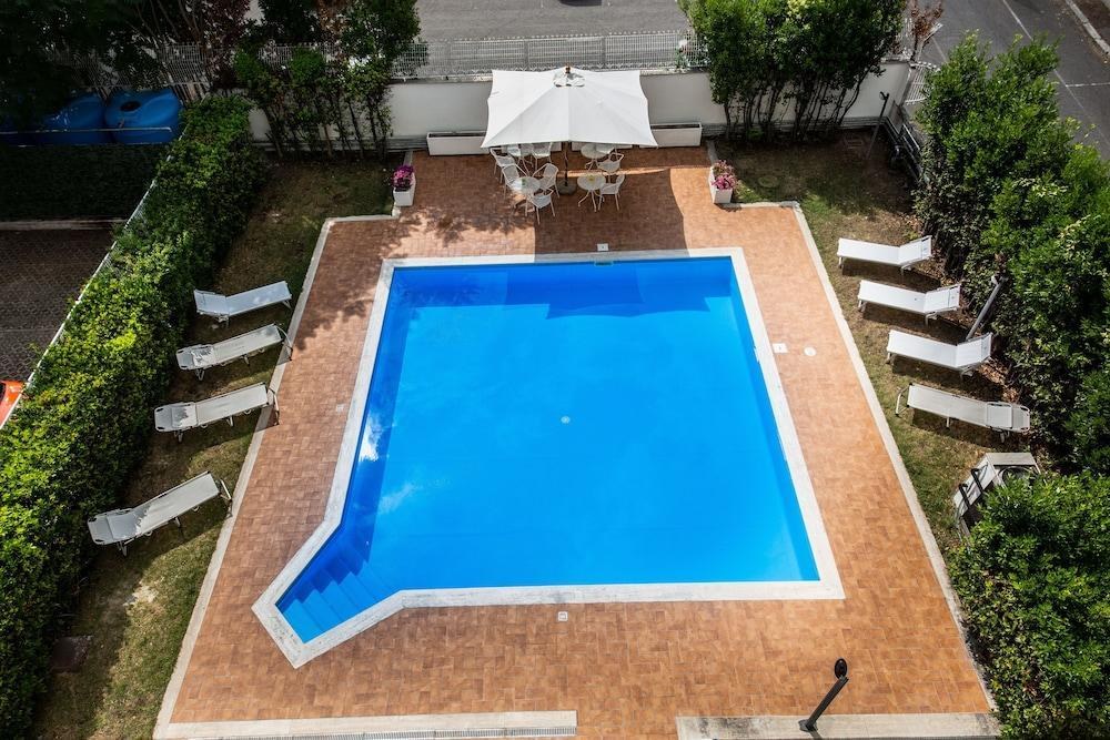 Hotel Roma Tor Vergata photo 4