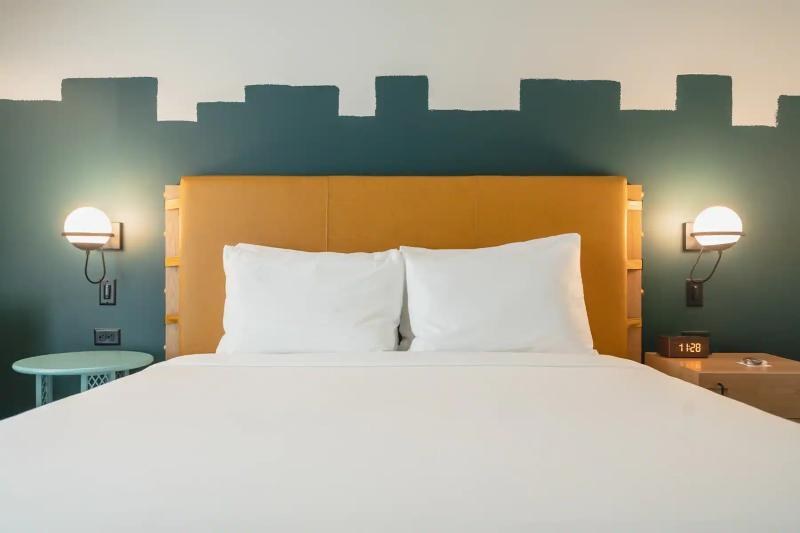 Origin Austin, a Wyndham Hotel photo 3