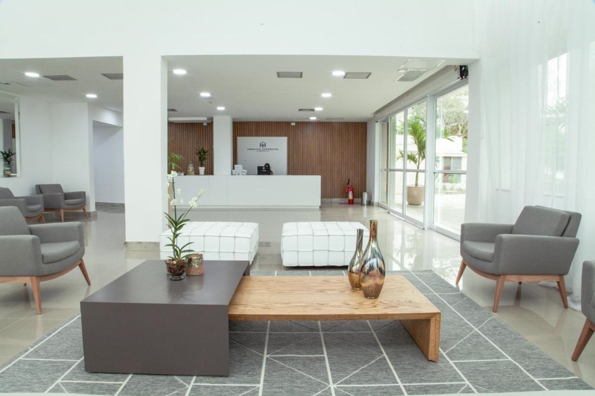 AMERICAS TOWNHOUSES HOTEL photo 4