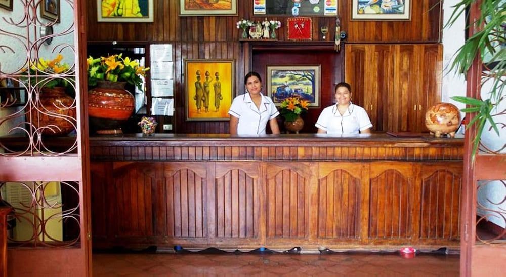 Hotel Boyeros photo 1