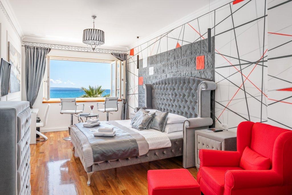 Galeria Valeria Seaside Downtown - MAG Quaint & Elegant Boutique Hotel photo 4