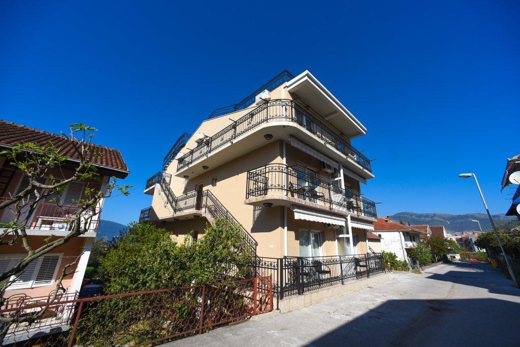 D&D Apartments Tivat Apart Hotel