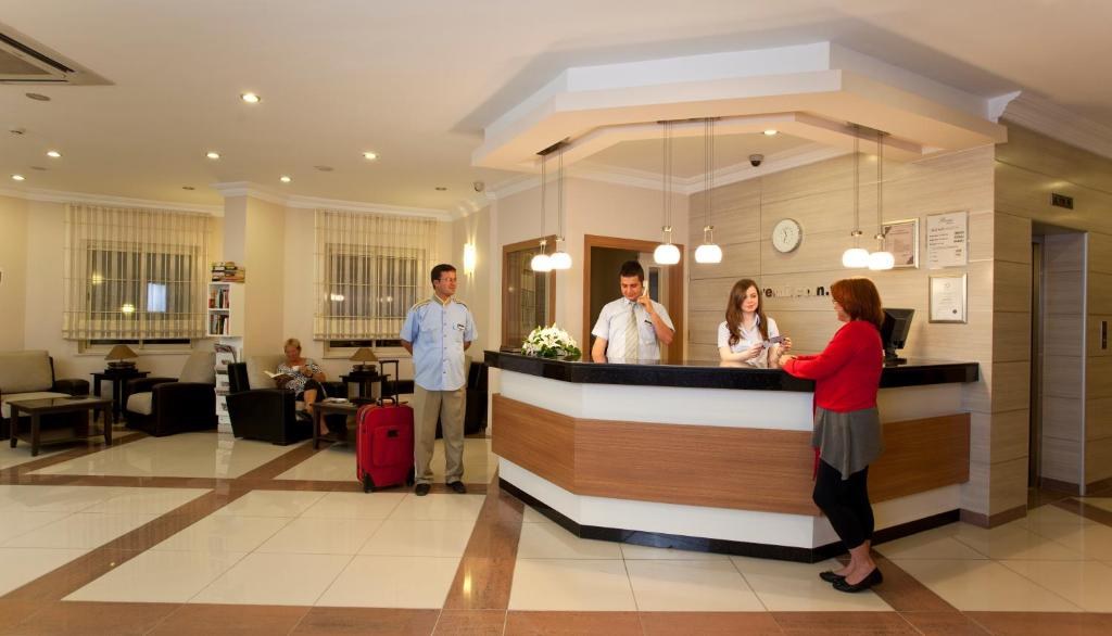 REMI HOTEL photo 2