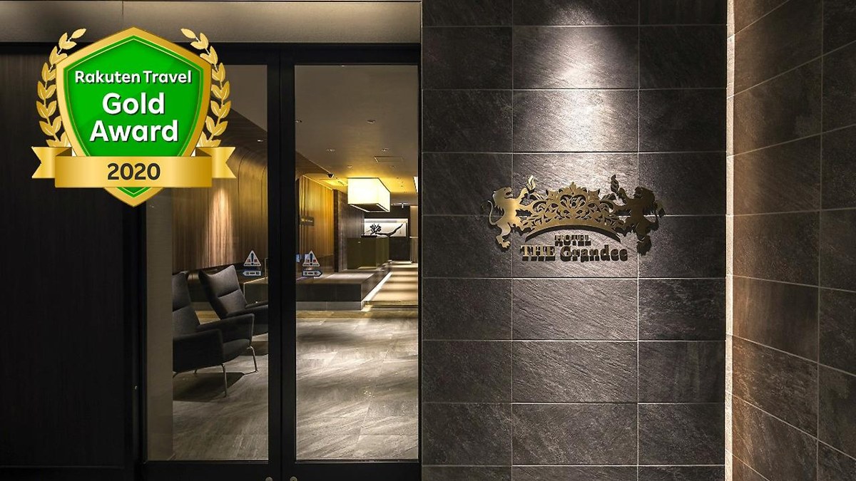 Hotel The Grandee Shinsaibashi Namba photo 2