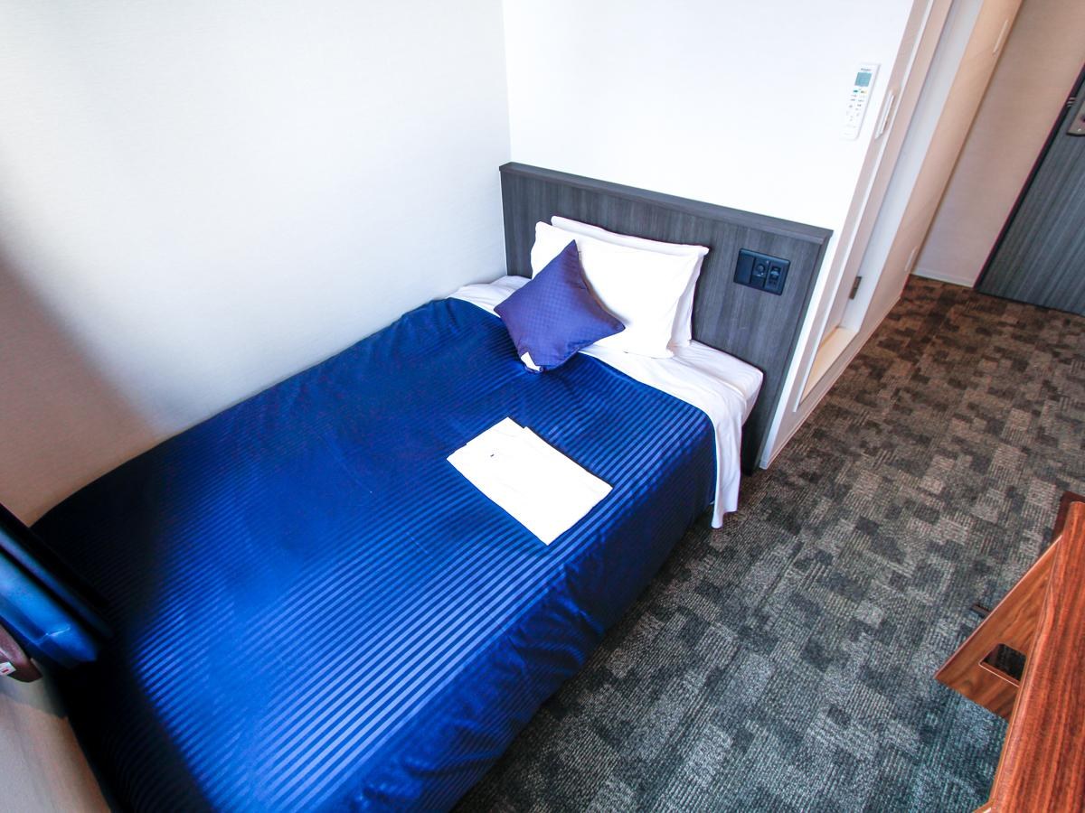 Hotel Livemax Osaka Yodoyabashi photo 1