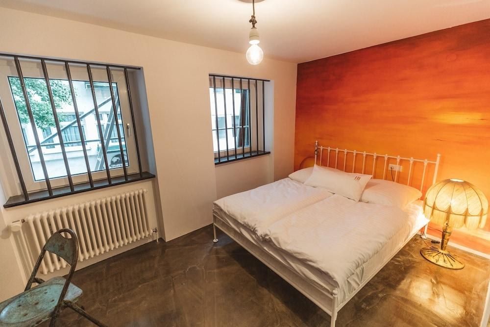 18Arts Hotel photo 1