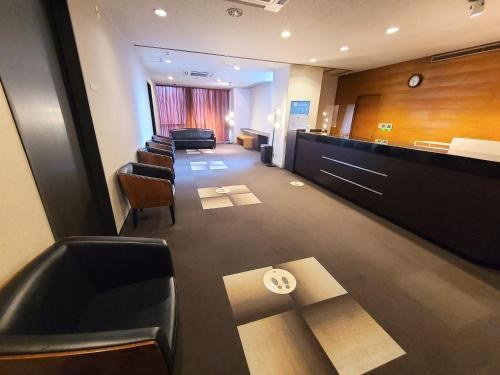 Court Hotel Fukuoka Tenjin photo 4