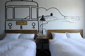 8 Hotel photo 2